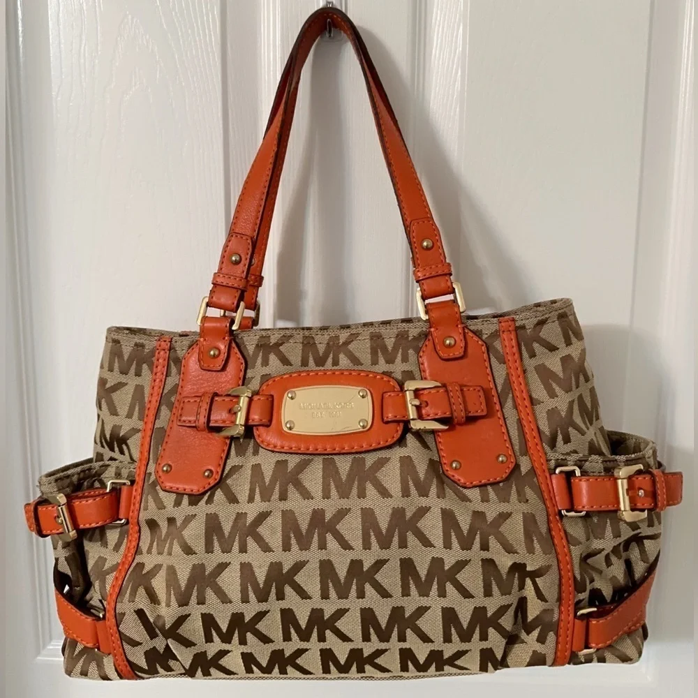 MICHAEL KORS SIGNATURE MONOGRAM GANSEVOORT BEIGE TANGERINE SATCHEL BAG